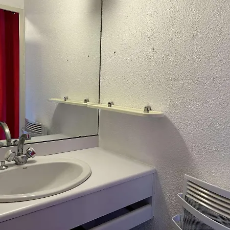 Apartment : Renove, Aux Pieds, 4 Pers., Parking Inclus, Animaux Acceptes - Fr-1-330d-135